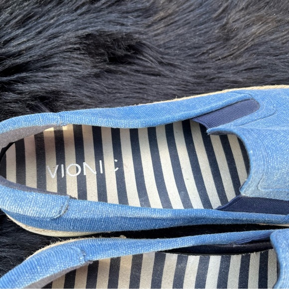 Vionic “Rae” Slip on Sneakers - Picture 5 of 16